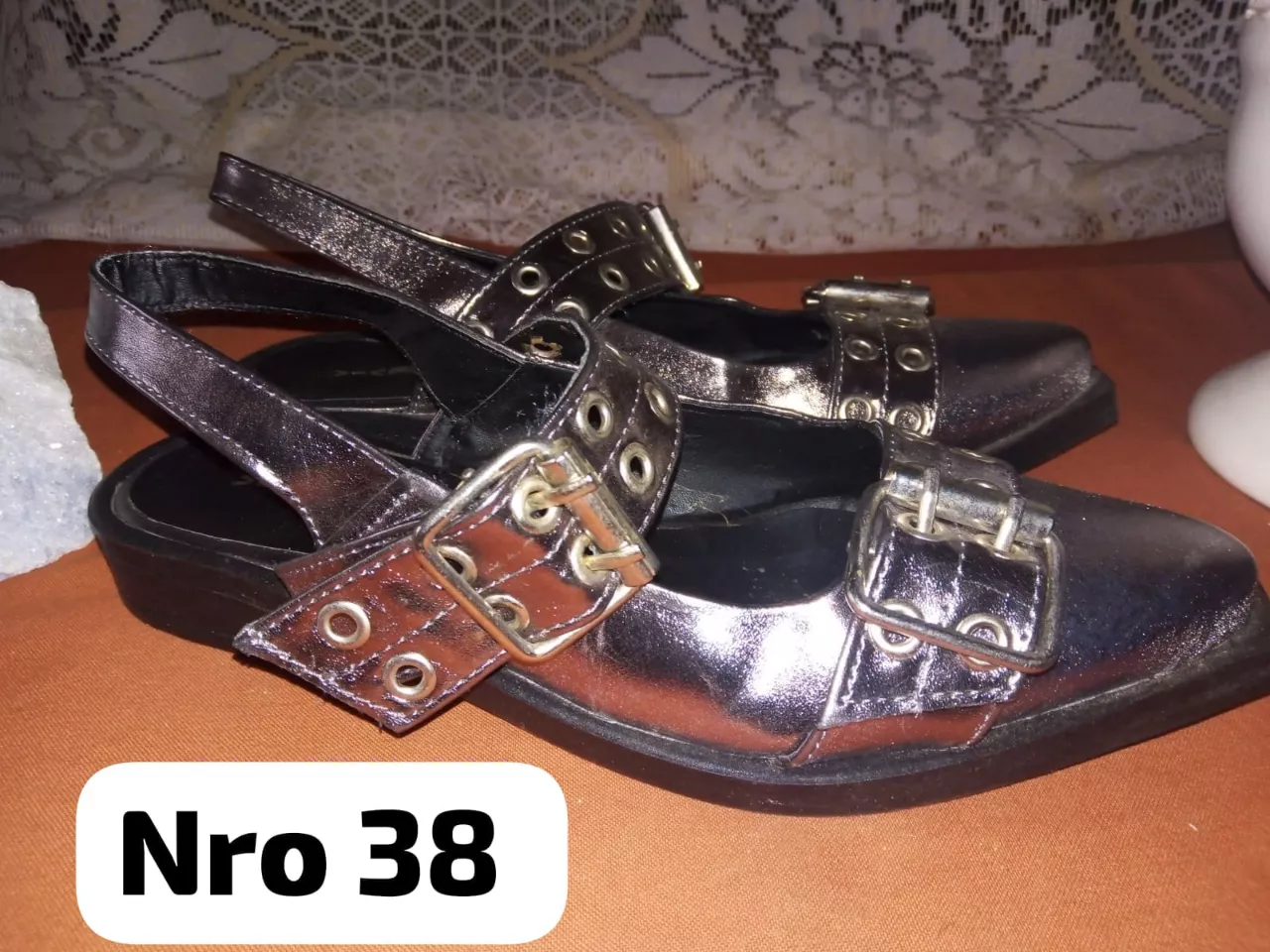 Sandalias A ≠ - imagen 1