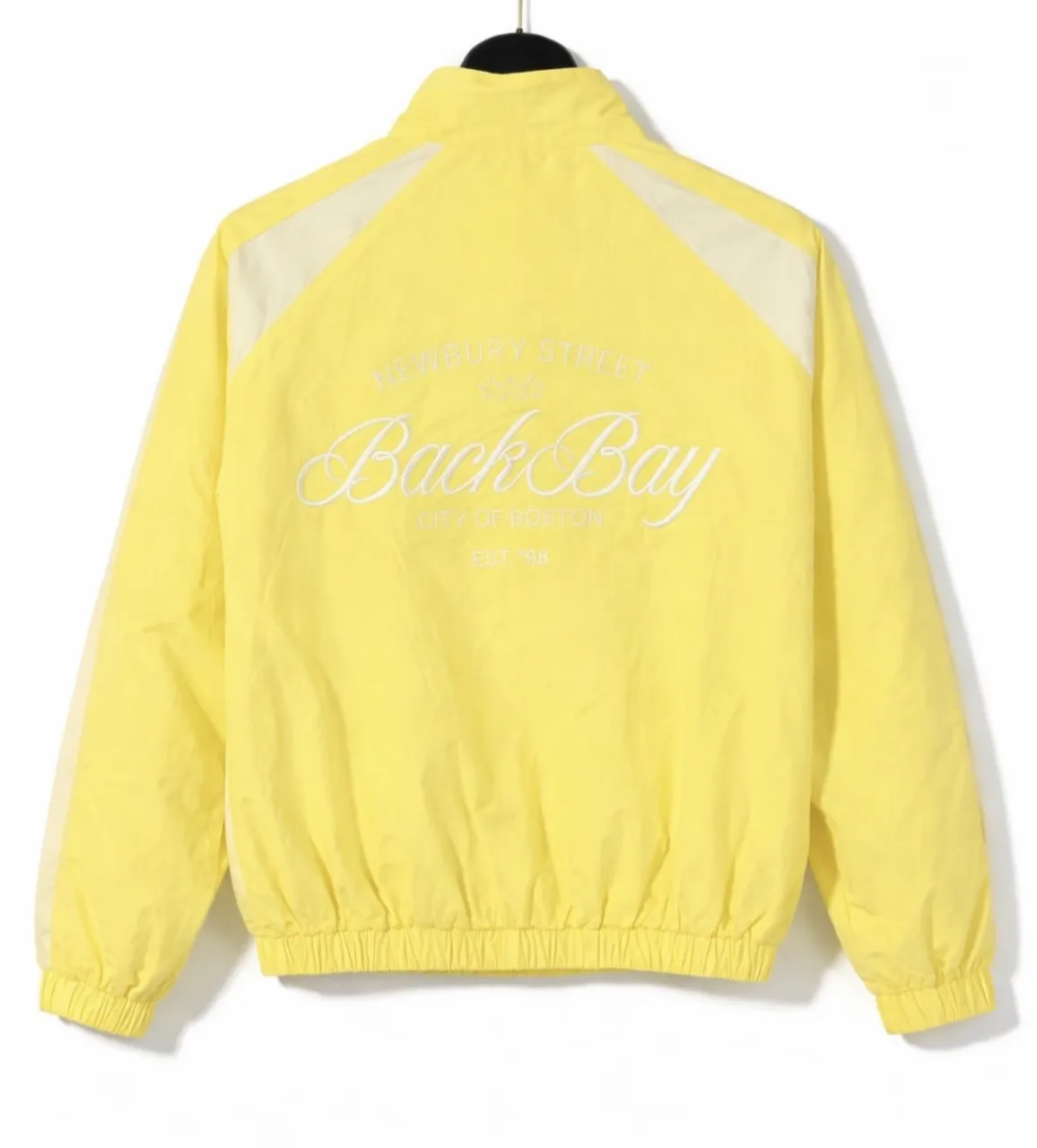 Campera A ≠ - imagen 2