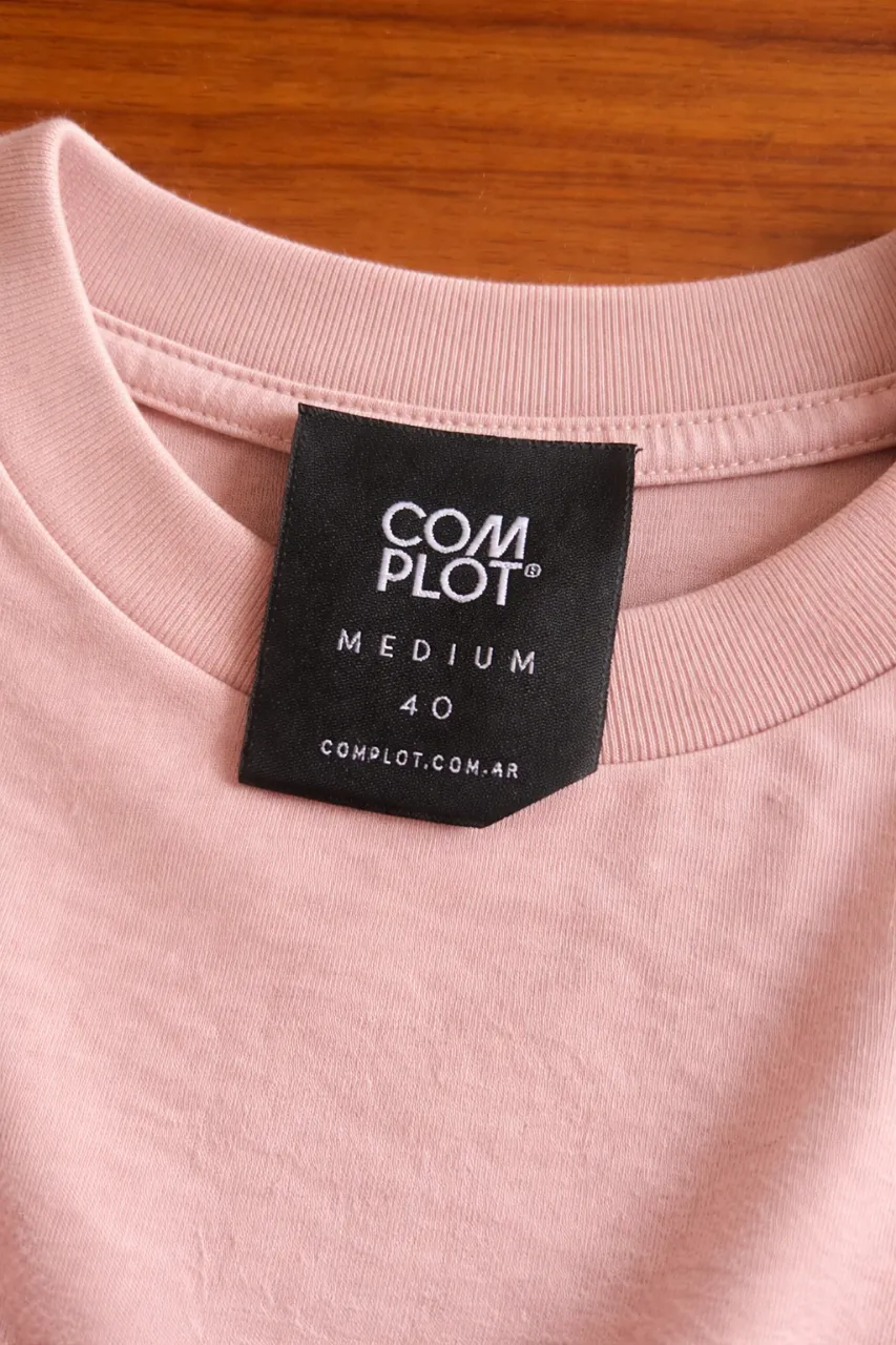 Remera Complot miniatura 2