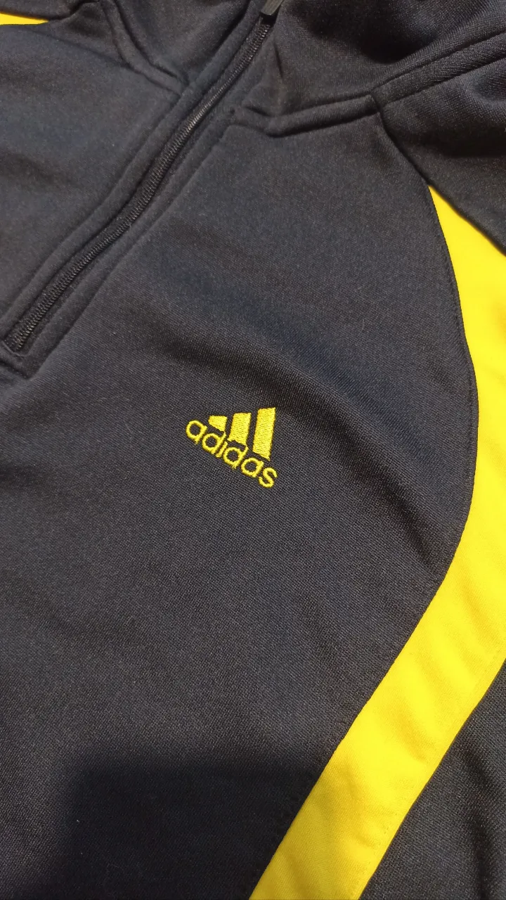 Buzo adidas - Vista 4