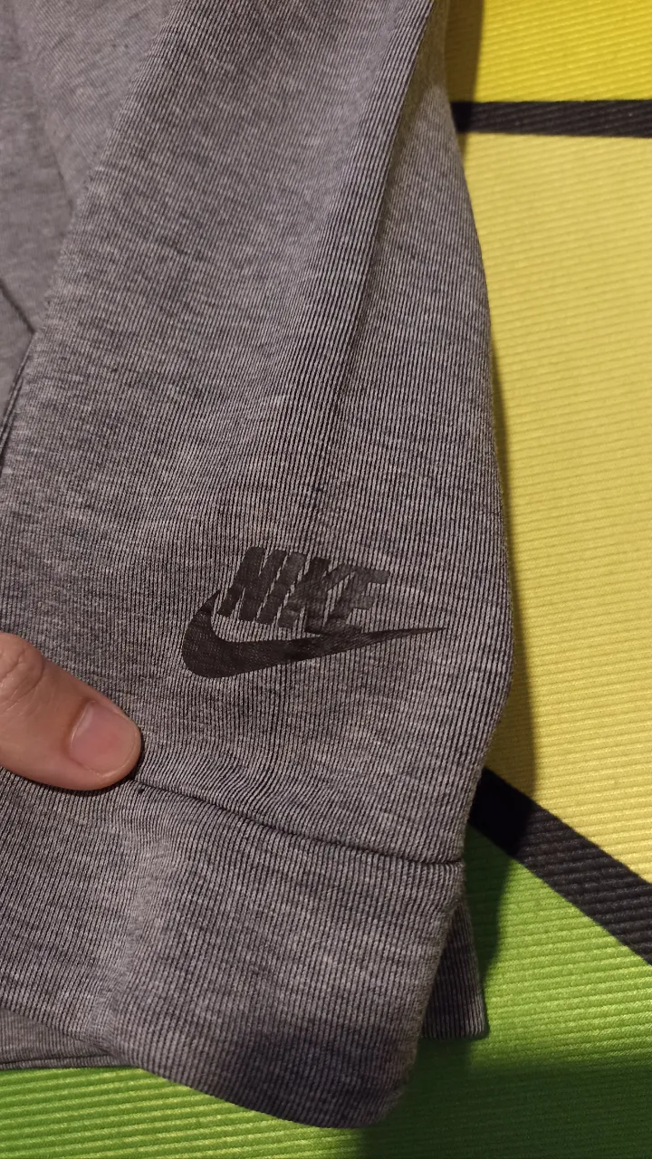 Buzo Nike - imagen 2