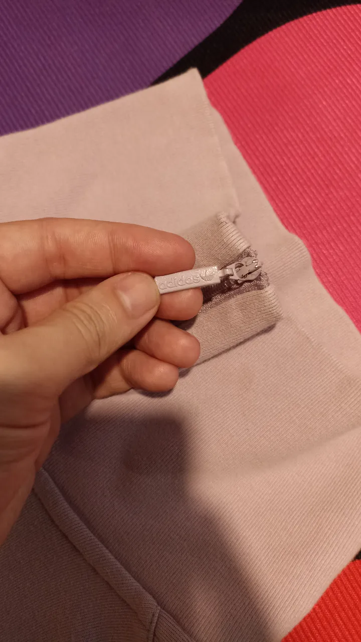 Buzo adidas - Vista 2