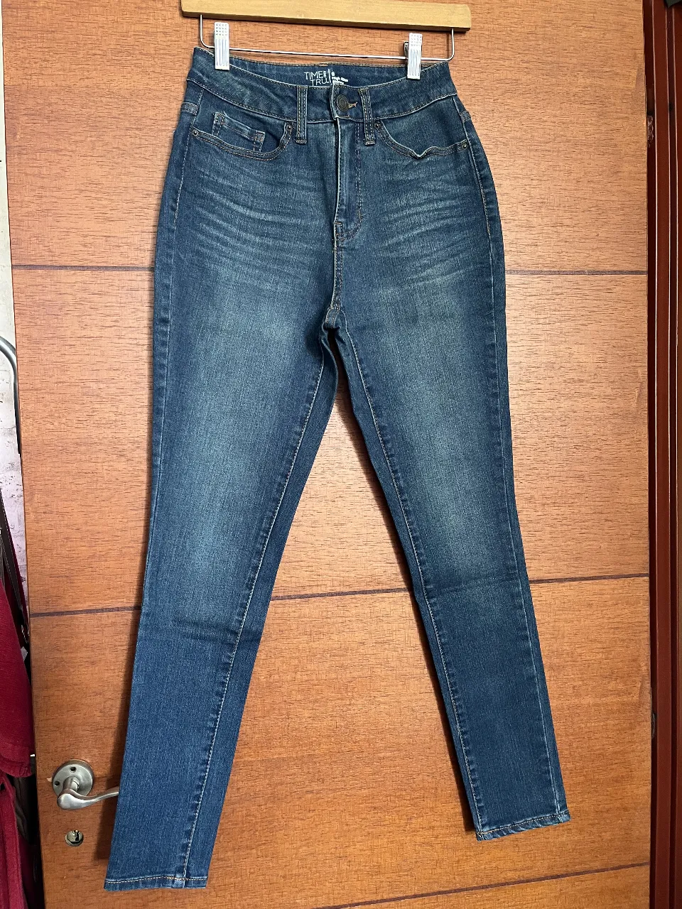 Jean Time and tru - imagen 1