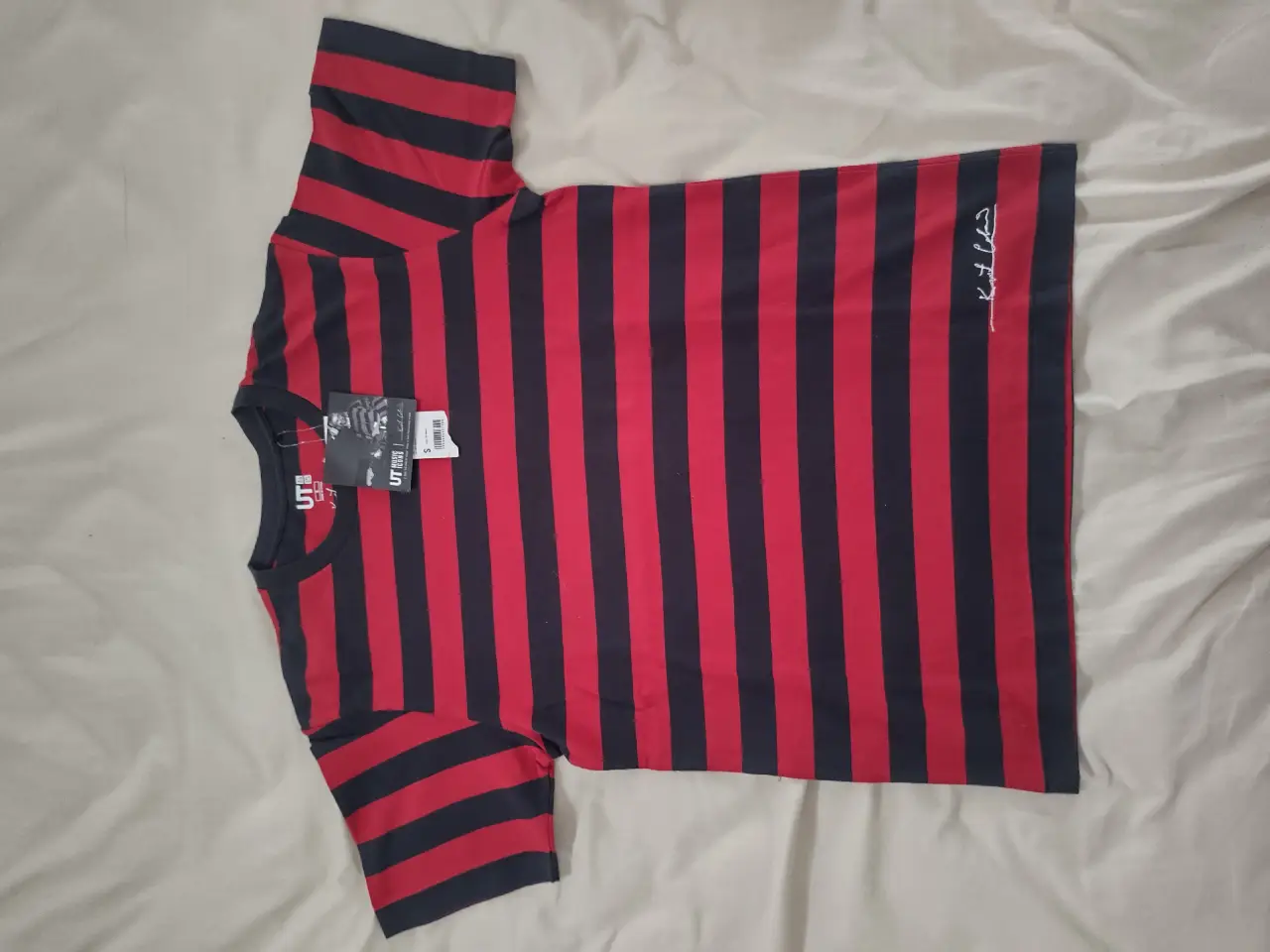 Remera Uniqlo - imagen 1