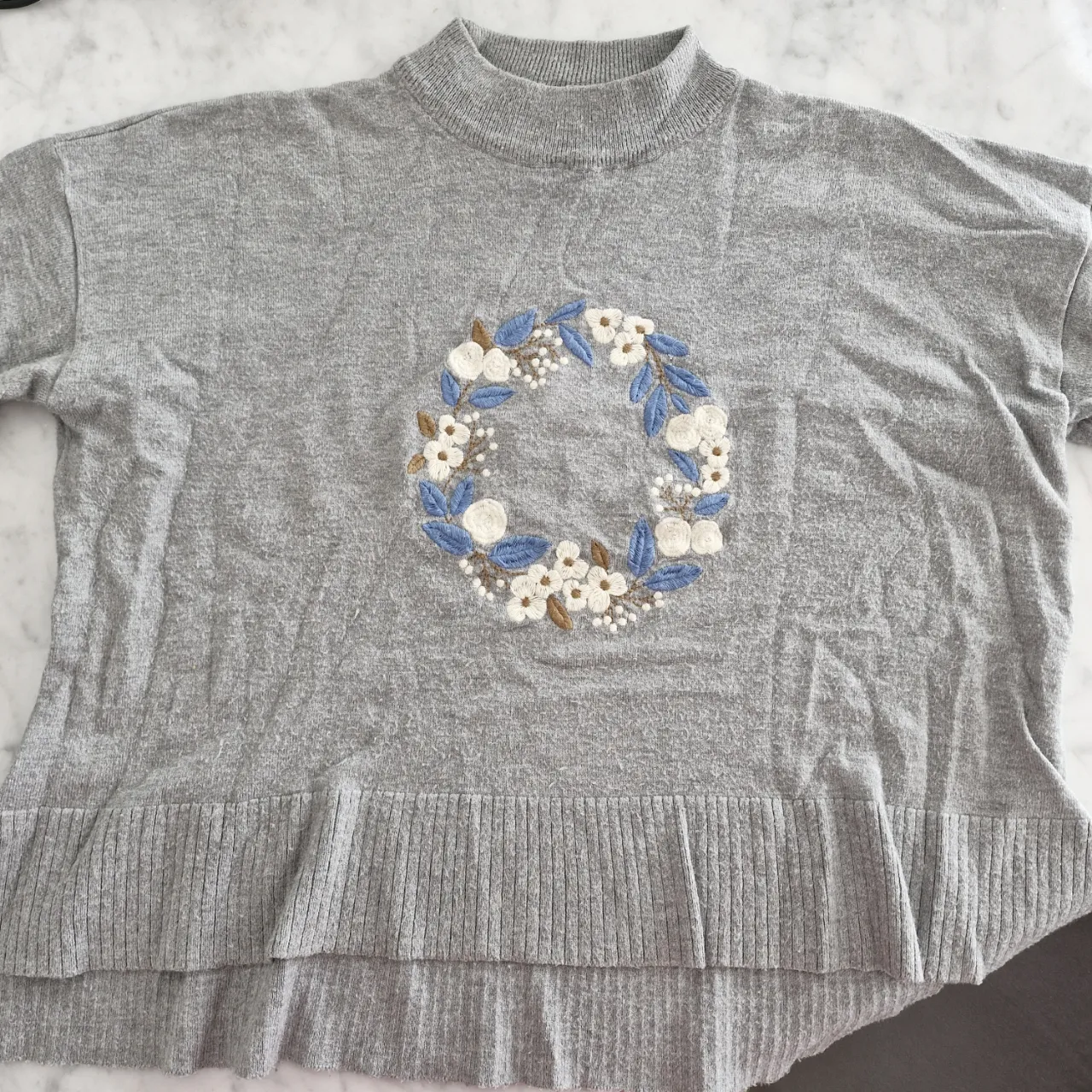 Sweater A ≠ - imagen 3