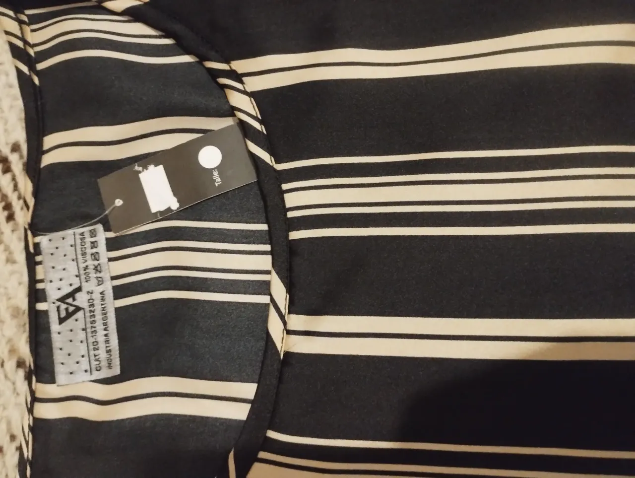 Remera Fabrication Artisanale - imagen 2