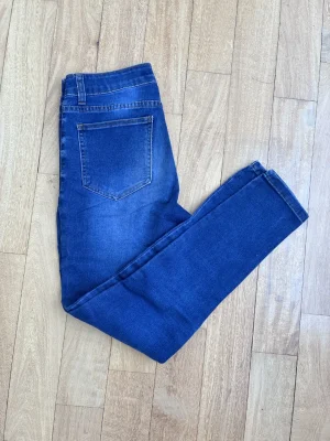 Uma denim