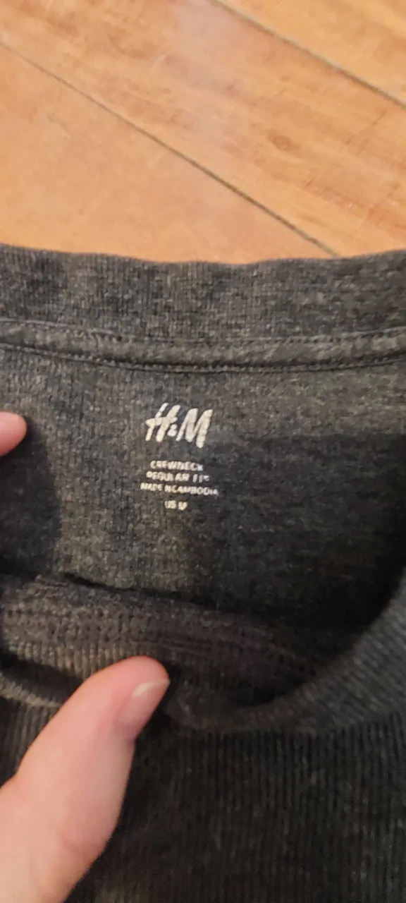 Buzo H&M miniatura 2