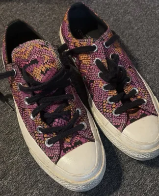 Converse
