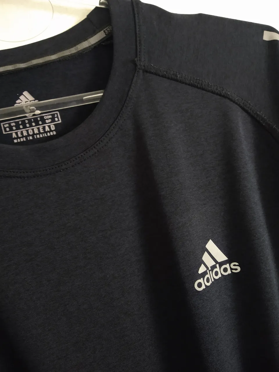 Remera adidas - Vista 2