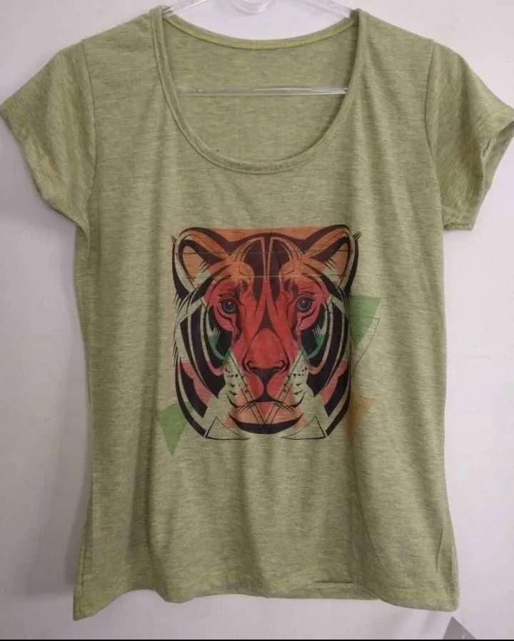 Remera Diseño independiente - imagen 1