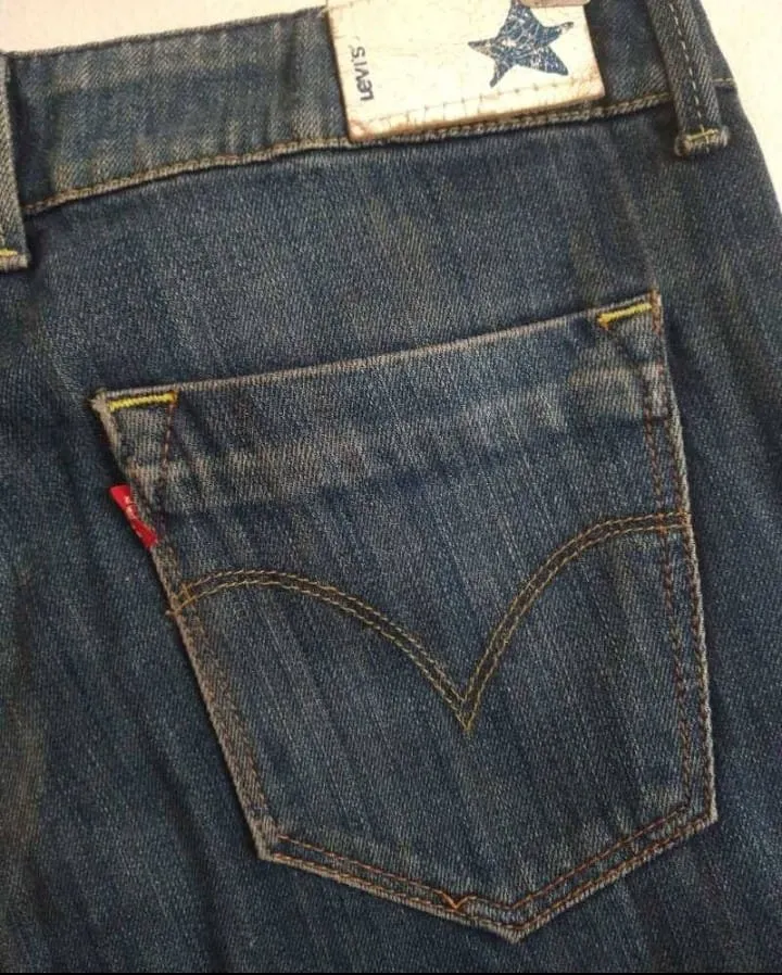 Jean Levi's - imagen 3