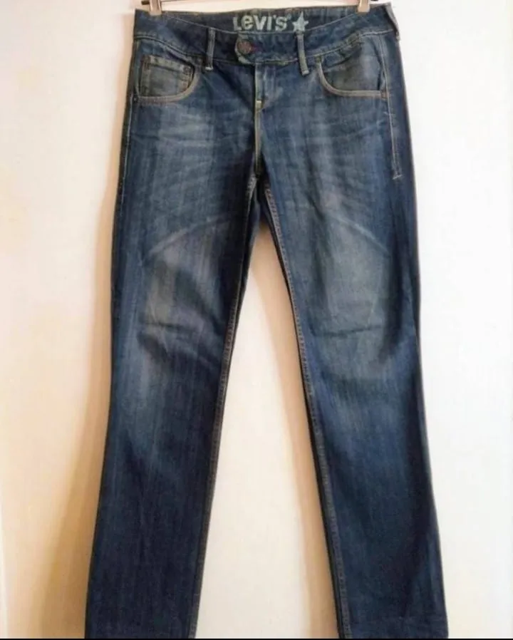 Jean Levi's - imagen 1