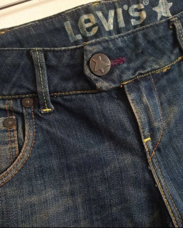 Jean Levi's - imagen 2