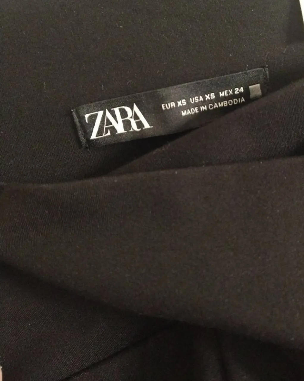 Calza Zara - imagen 4