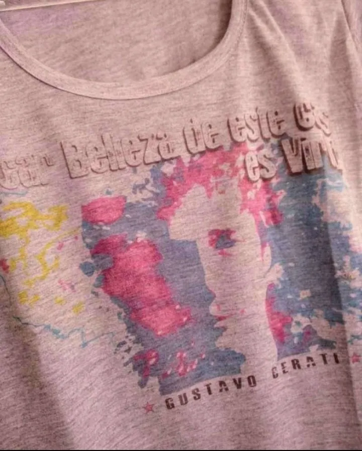 Remera Diseño independiente - imagen 2