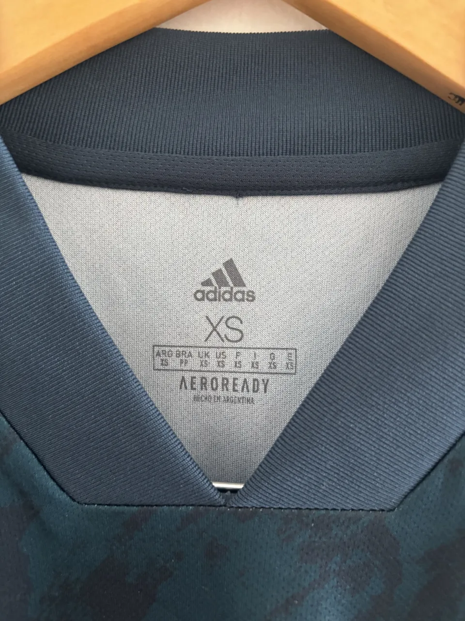 Camiseta adidas - imagen 3