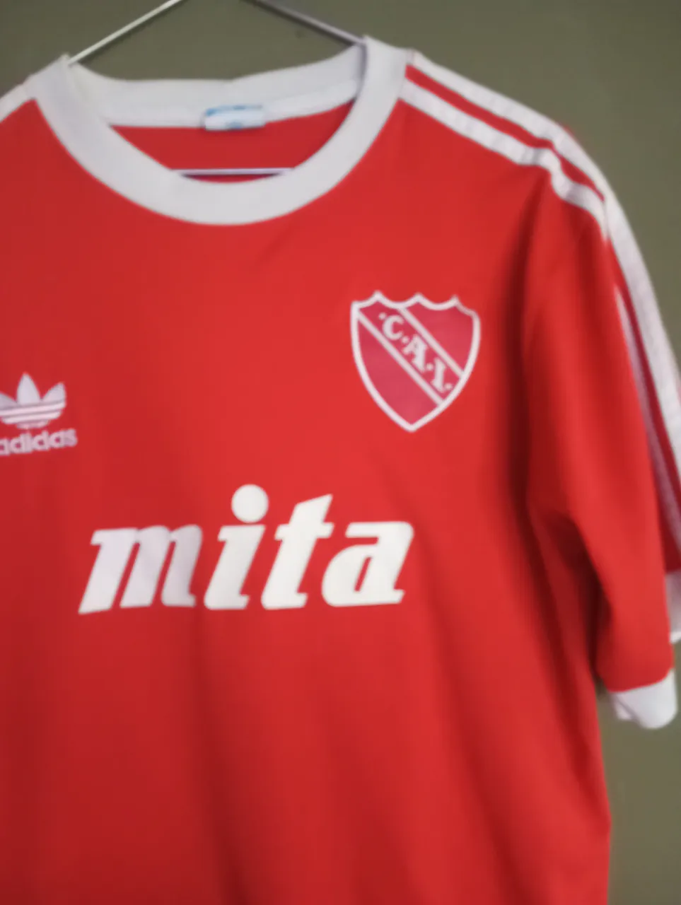 Camiseta adidas
