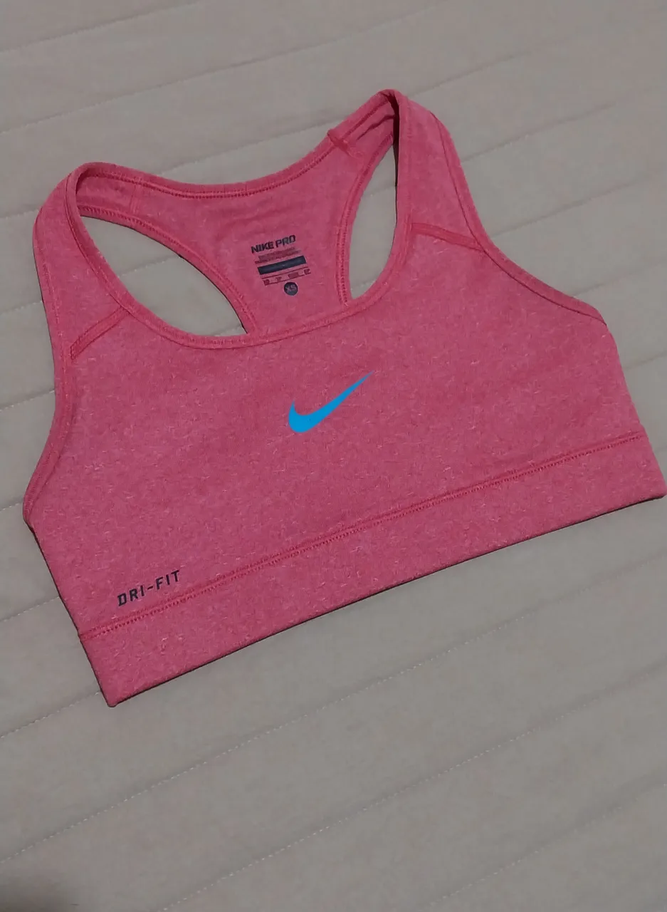 Top Nike - imagen 1