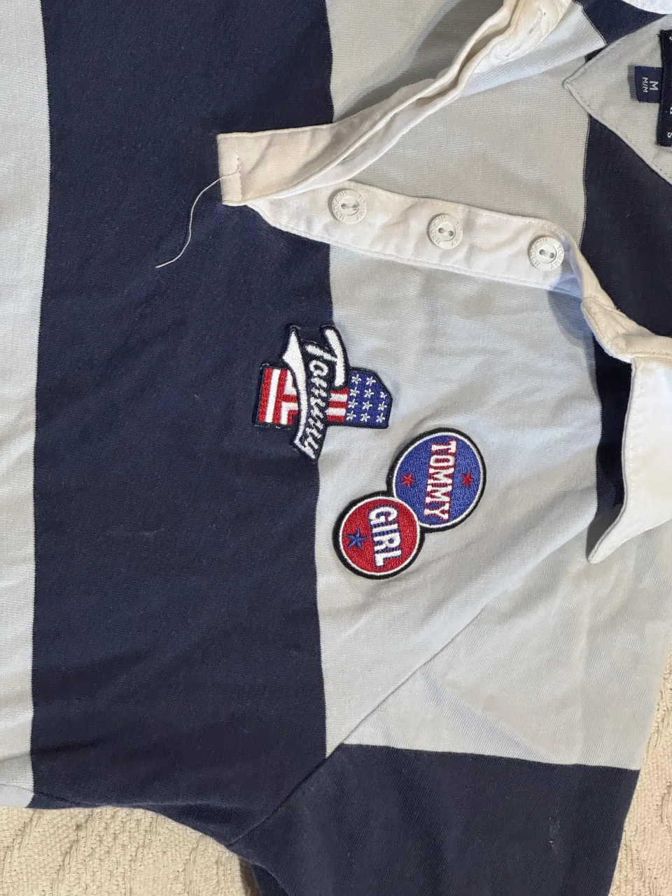 Remera Tommy Jeans - Vista 2