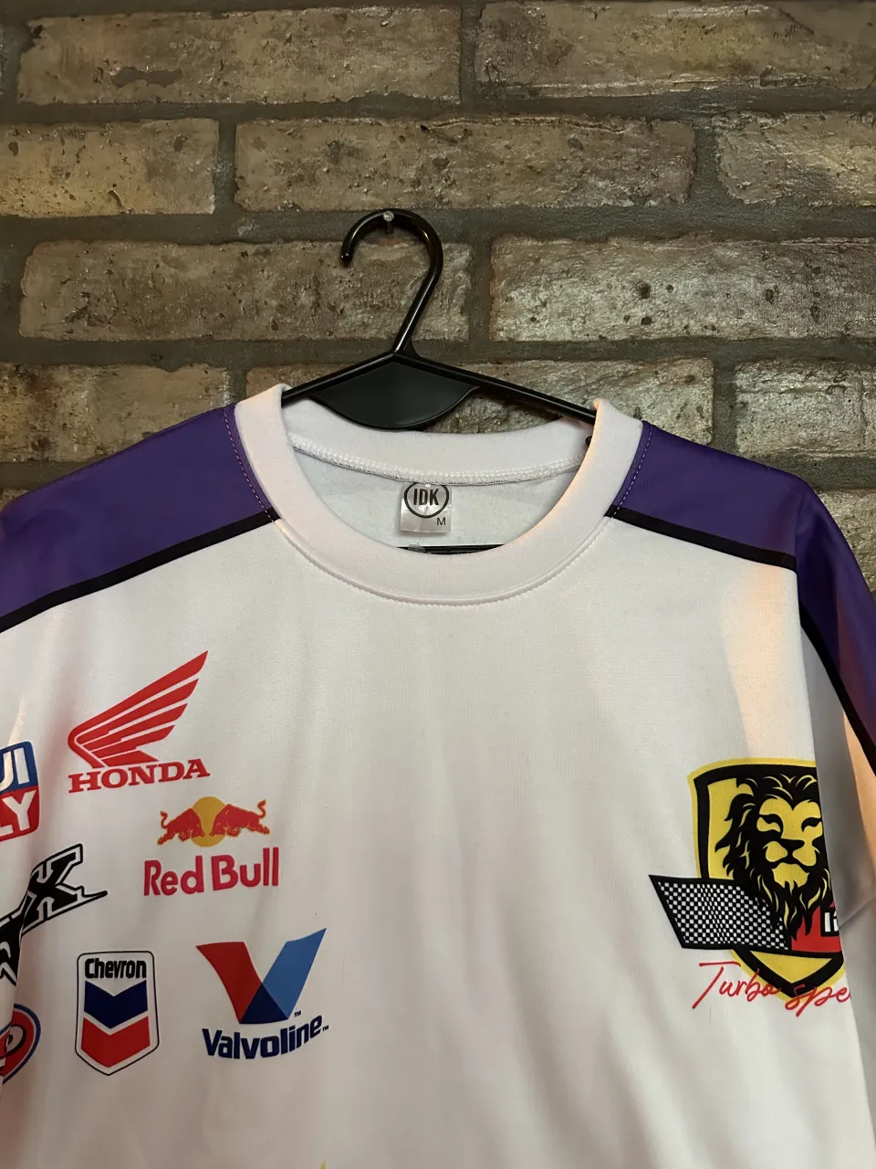 Remera IDK - imagen 2