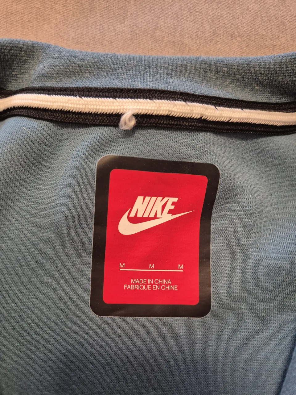 Buzo Nike - imagen 3
