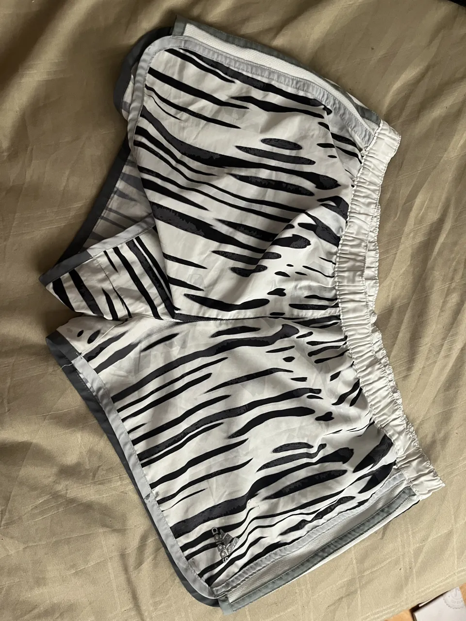Short adidas - imagen 2