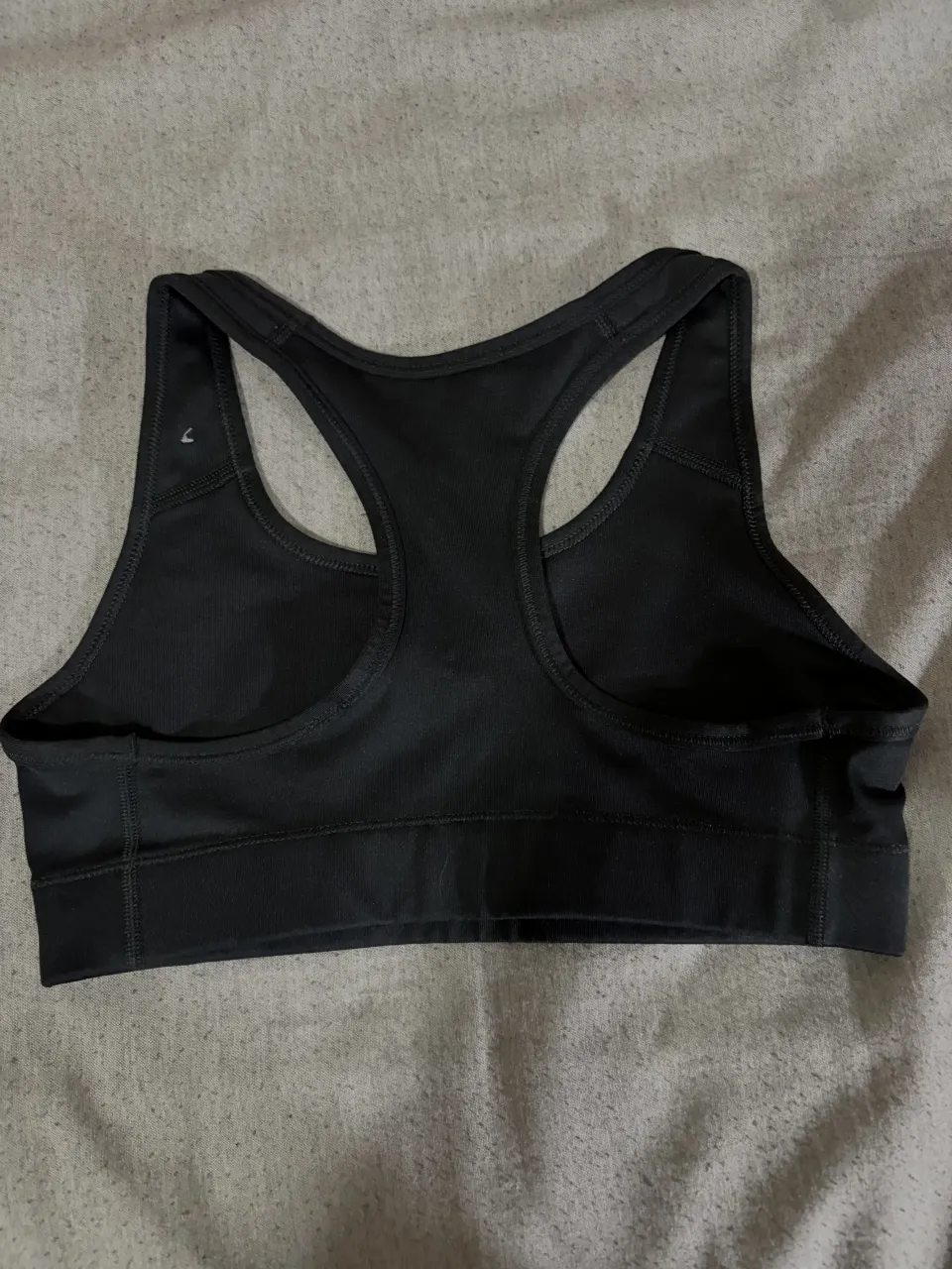 Corpiño deportivo Nike - imagen 2