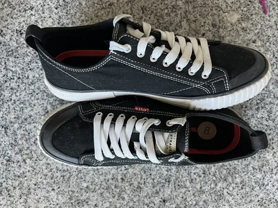 Levi's