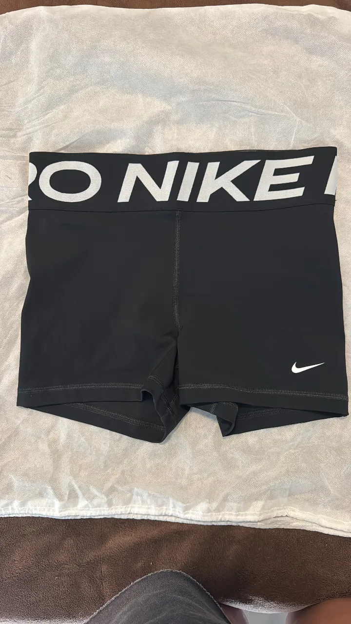 Corpiño deportivo Nike - imagen 3