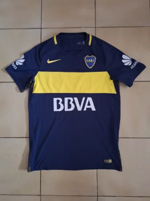 Nike · Talle M