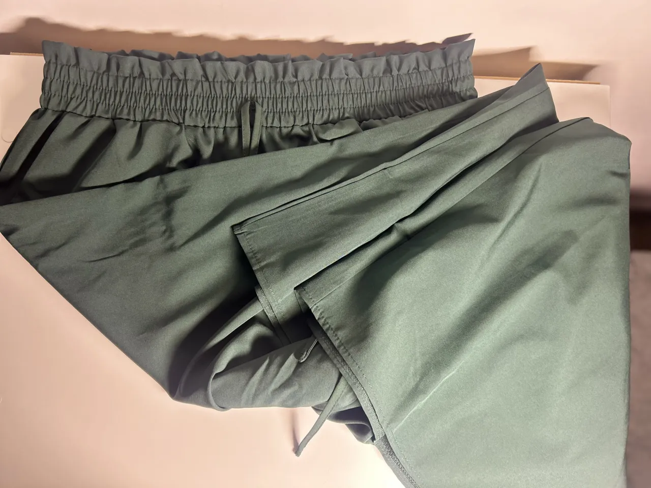 Pantalón Shein - imagen 1