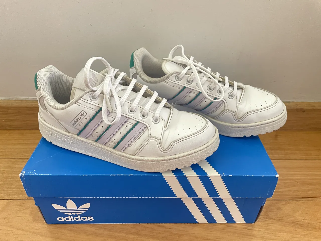Zapatillas adidas - imagen 1