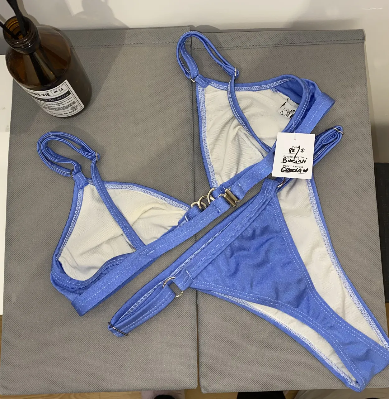 Bikini Mercy - imagen 2