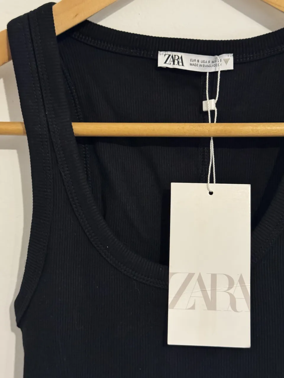 Top Zara - Vista 3