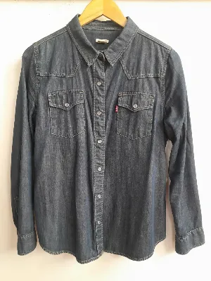 Levi's