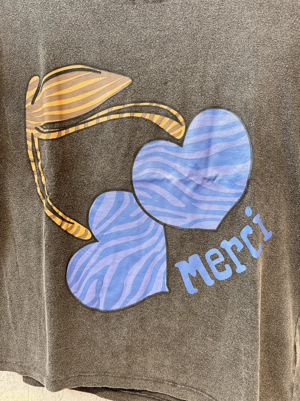 Remera Millie - Vista 2