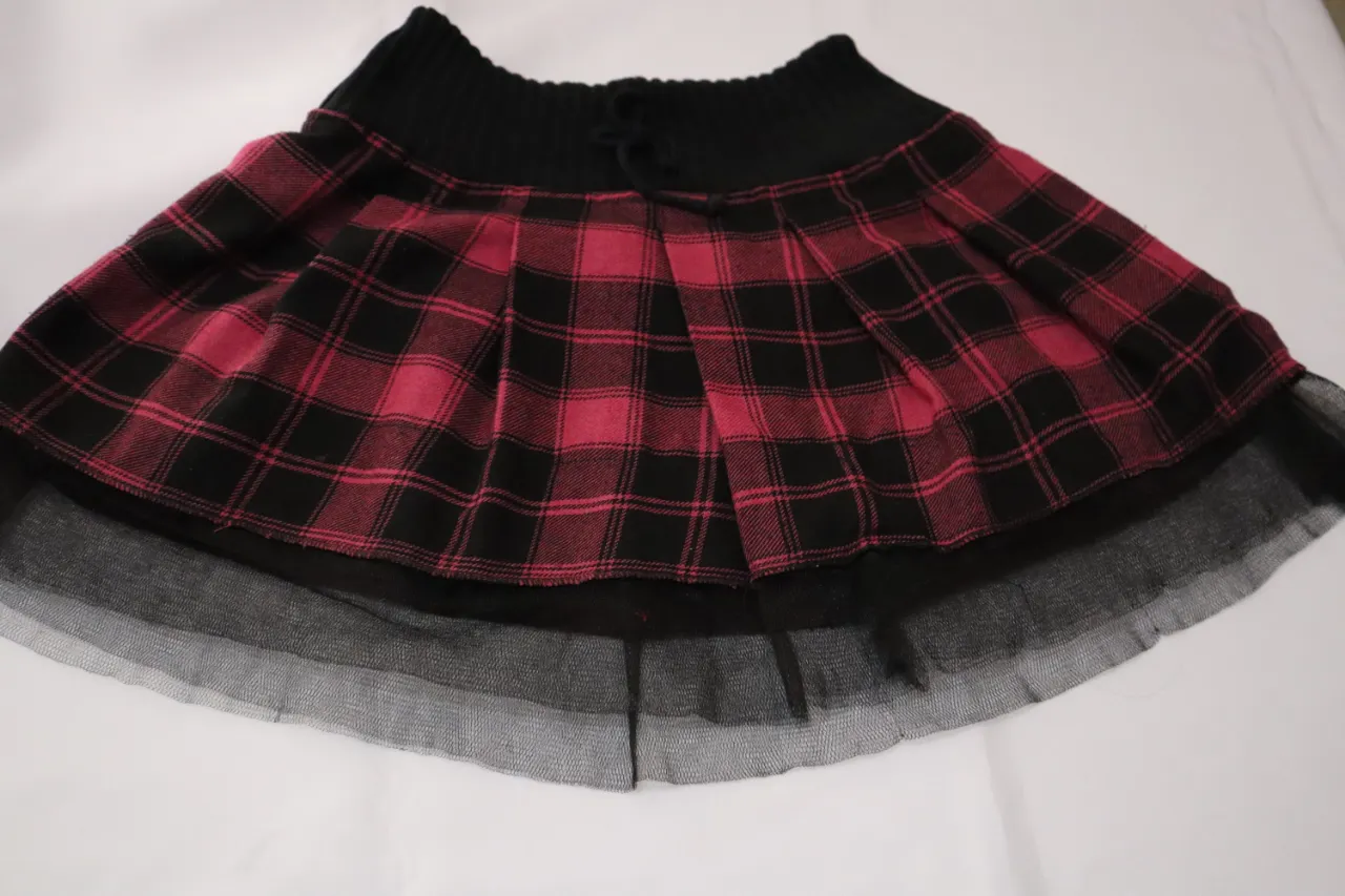 Pollera A ≠ - imagen 1