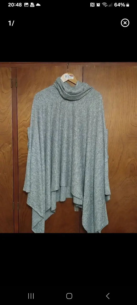 Poncho Sin marca - imagen 1