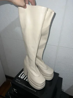 Lara casa