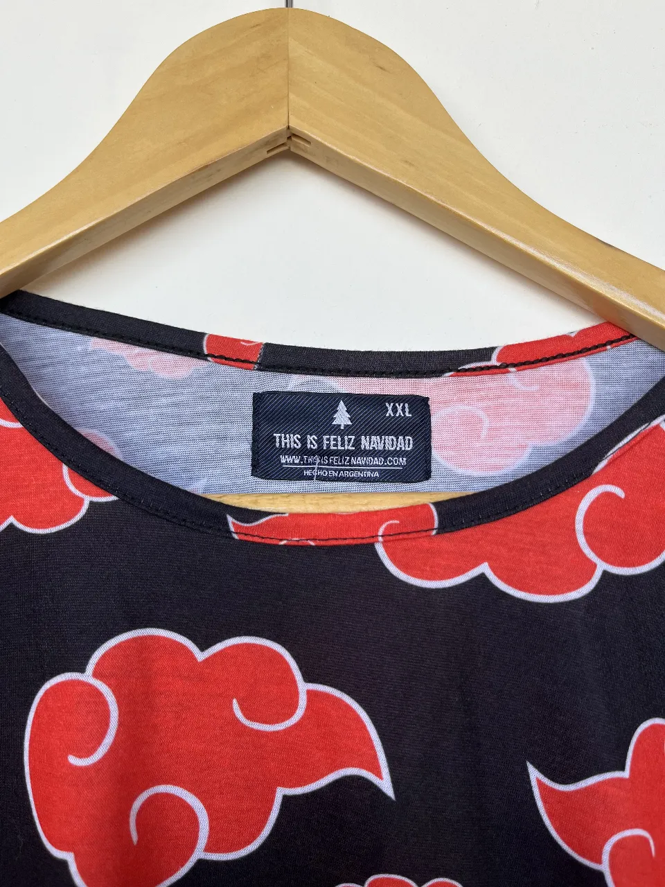 Remera THIS IS FELIZ NAVIDAD - imagen 3