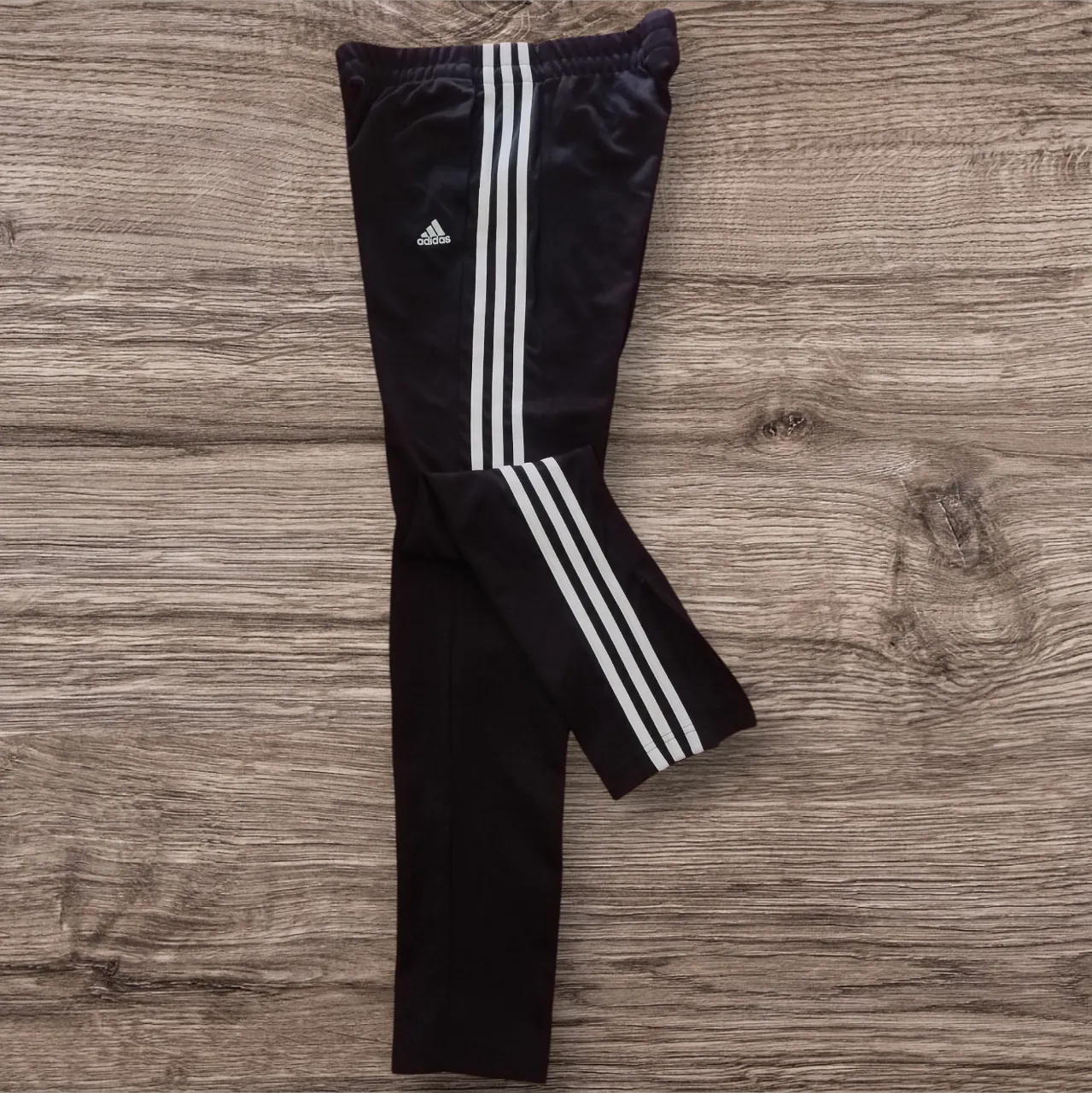 Pantalón adidas - imagen 1