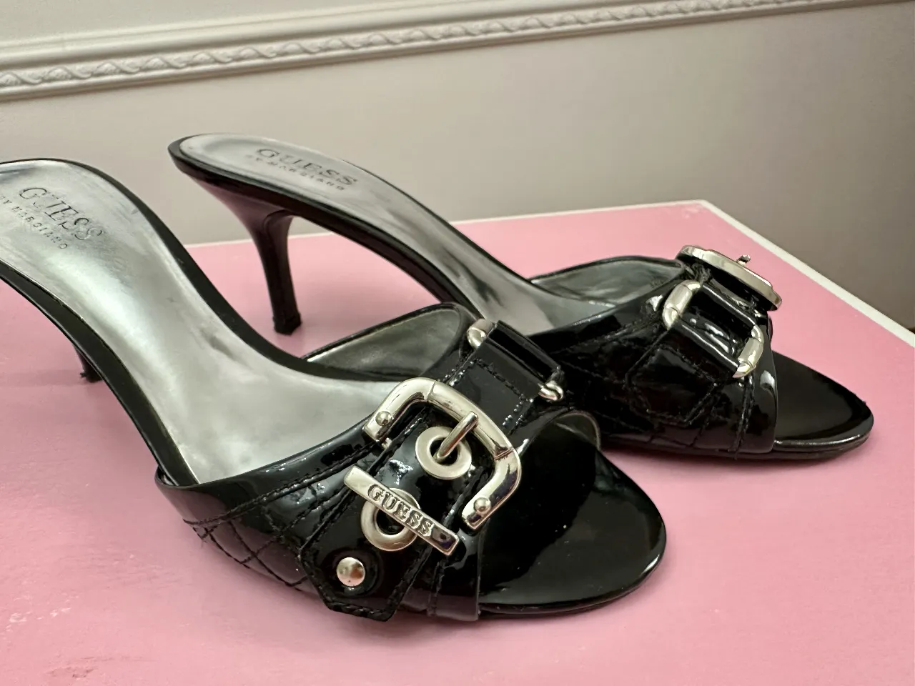 Sandalias Guess by Marciano - imagen 5