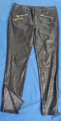 Zara Basic