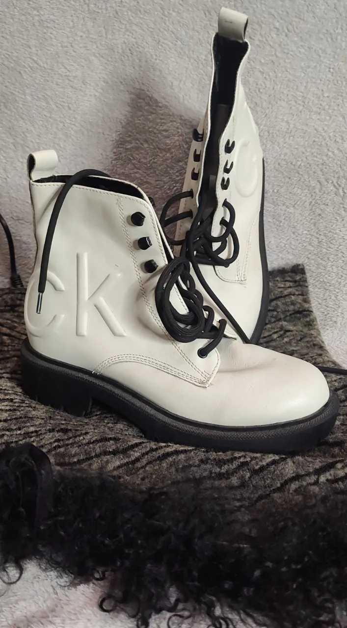 Borcegos Calvin Klein - imagen 3