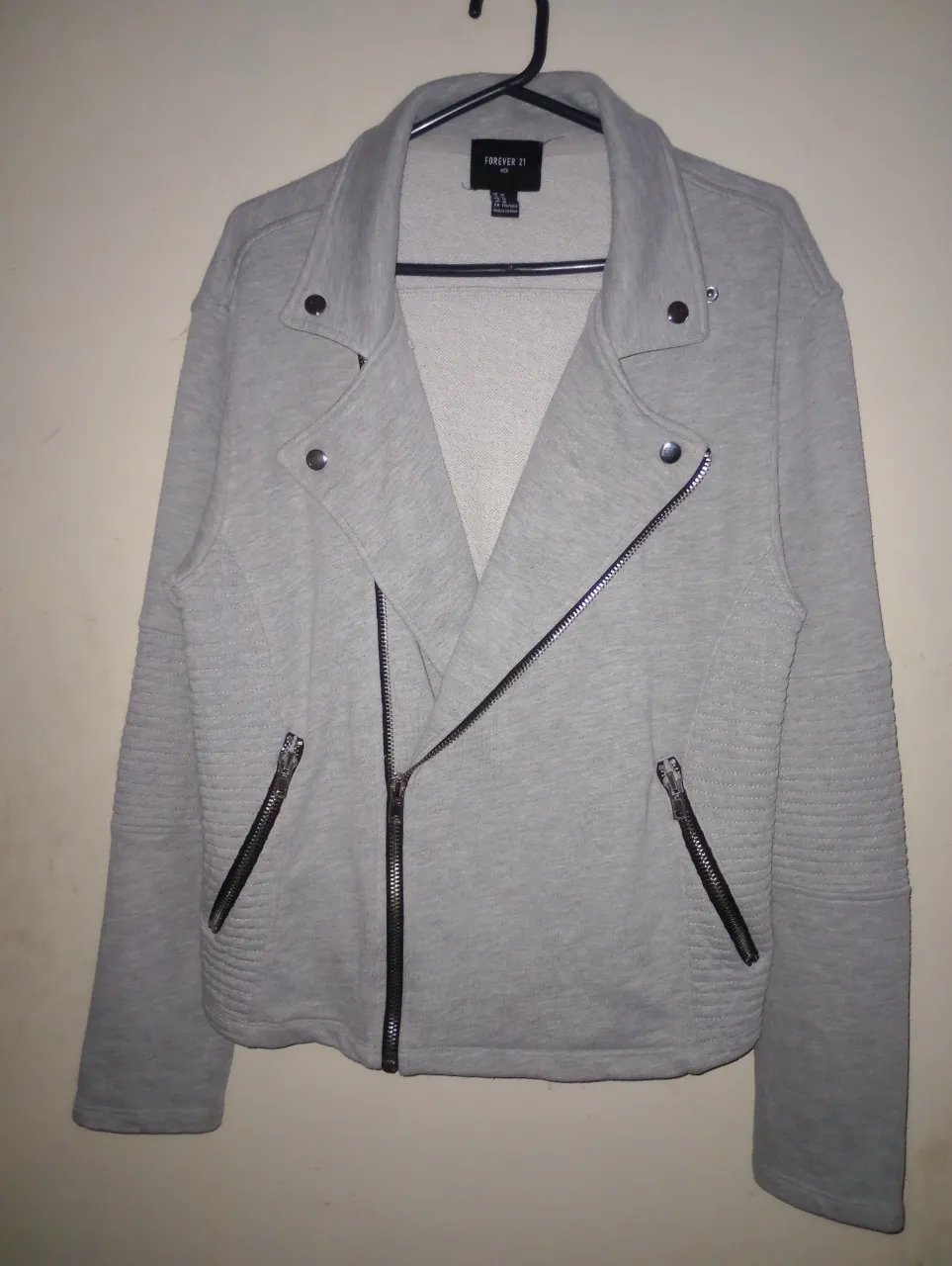 Campera Forever 21