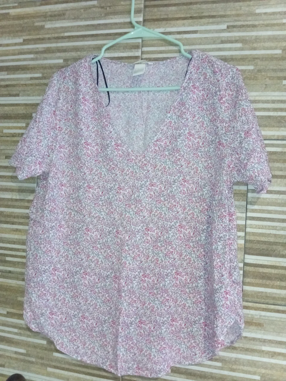 Remera H&M - imagen 1