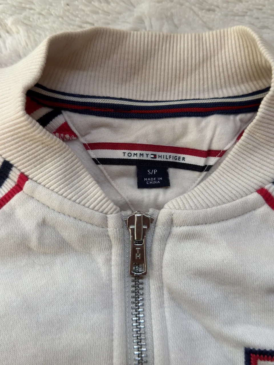 Buzo Tommy Hilfiger - imagen 3