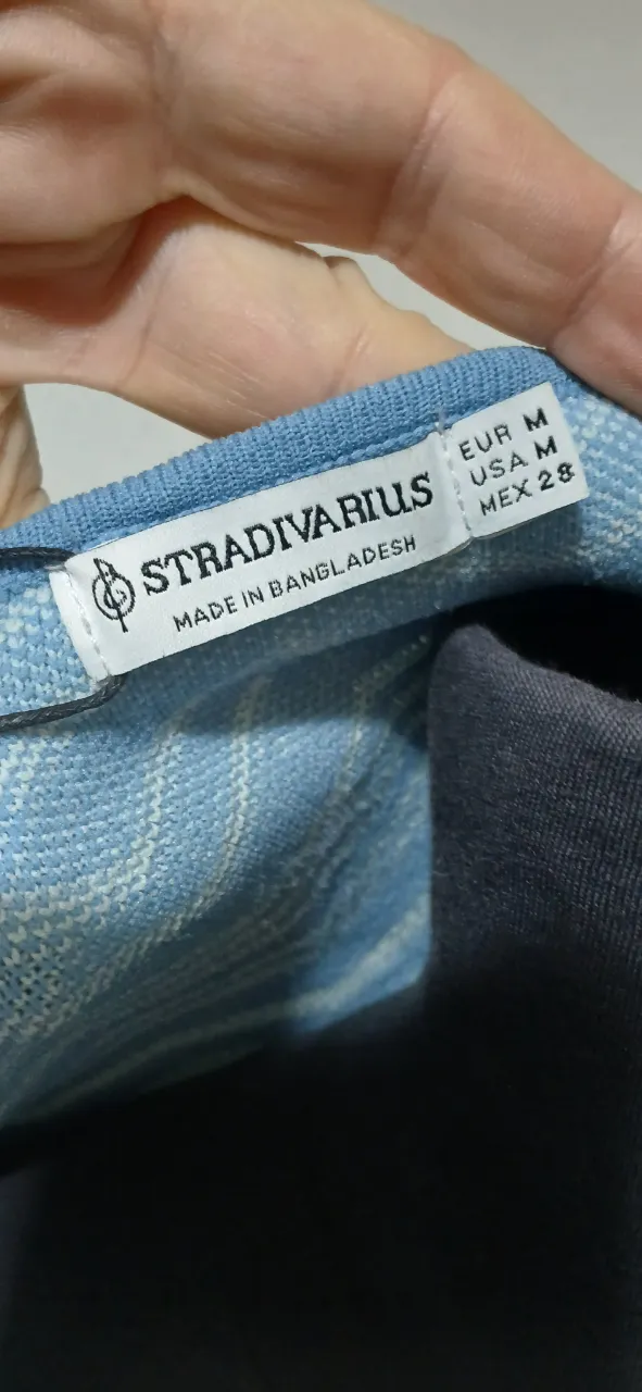 Remera Stradivarius - imagen 3