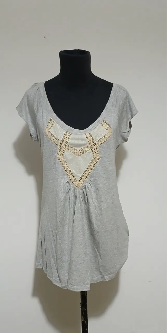 Remera Jazmín Chebar - imagen 1